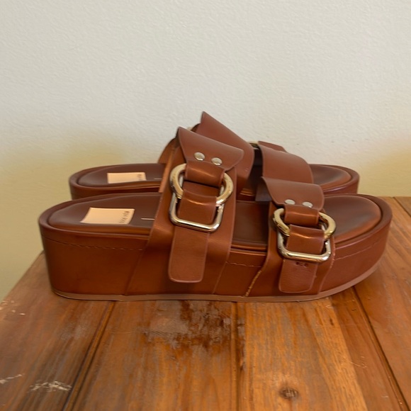 Dolce Vita platform sandals - Picture 1 of 2